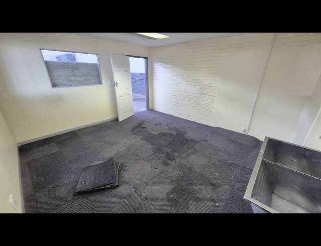 820M² FACTORY TO LET IN BOKSBURG EAST